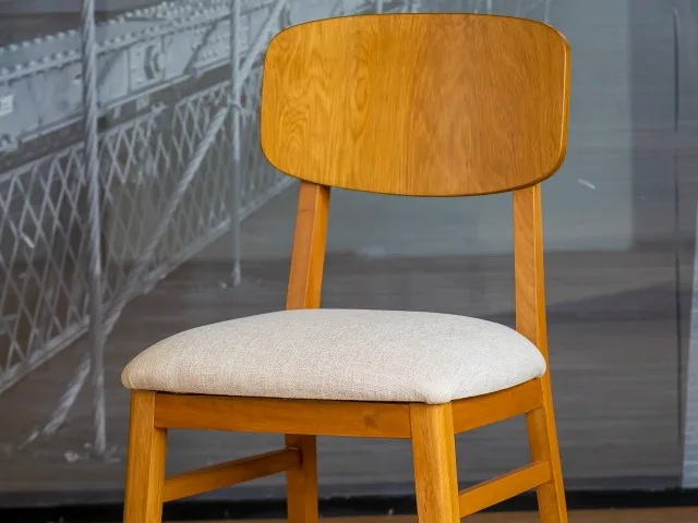 Silla Oslo respaldo madera